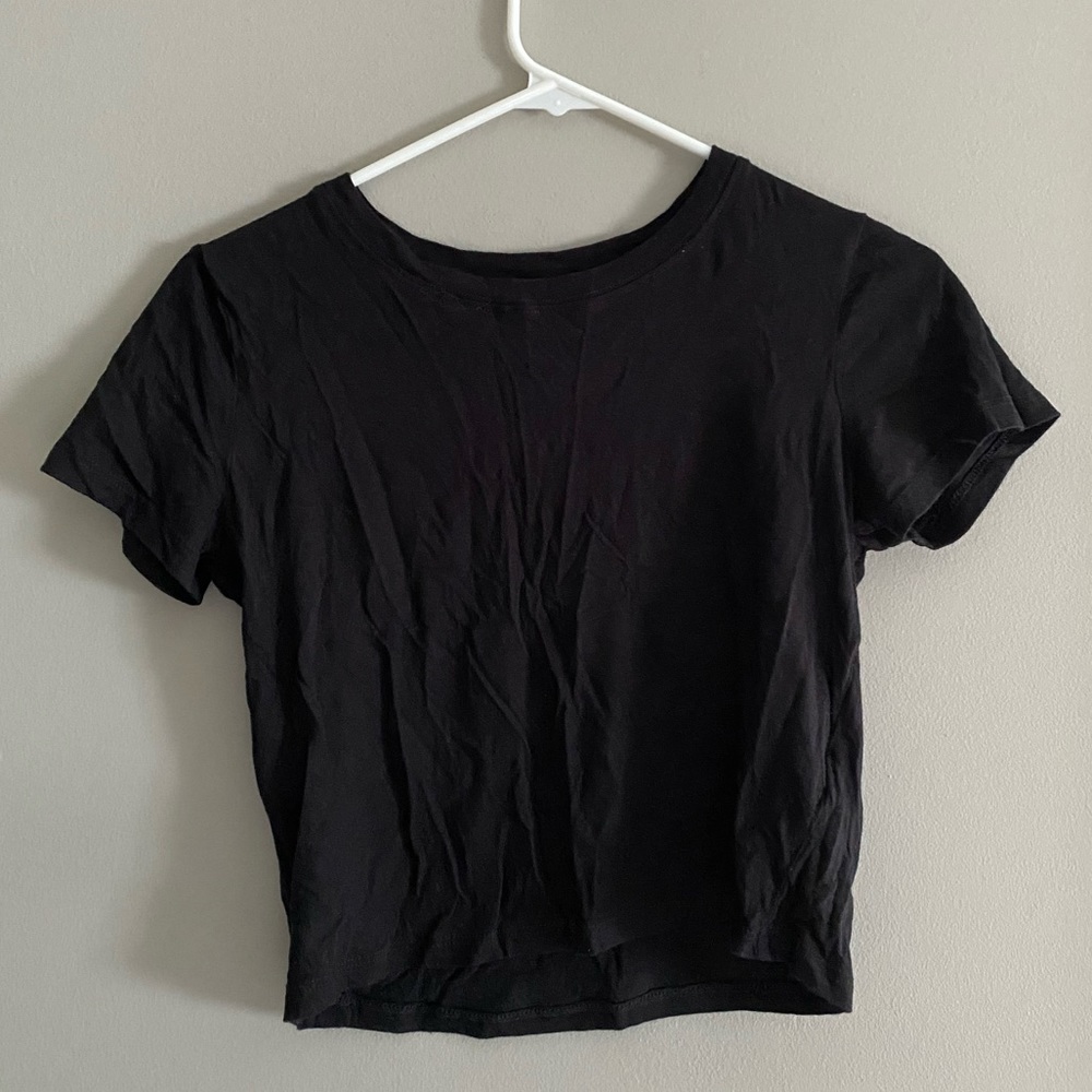 cropped tee